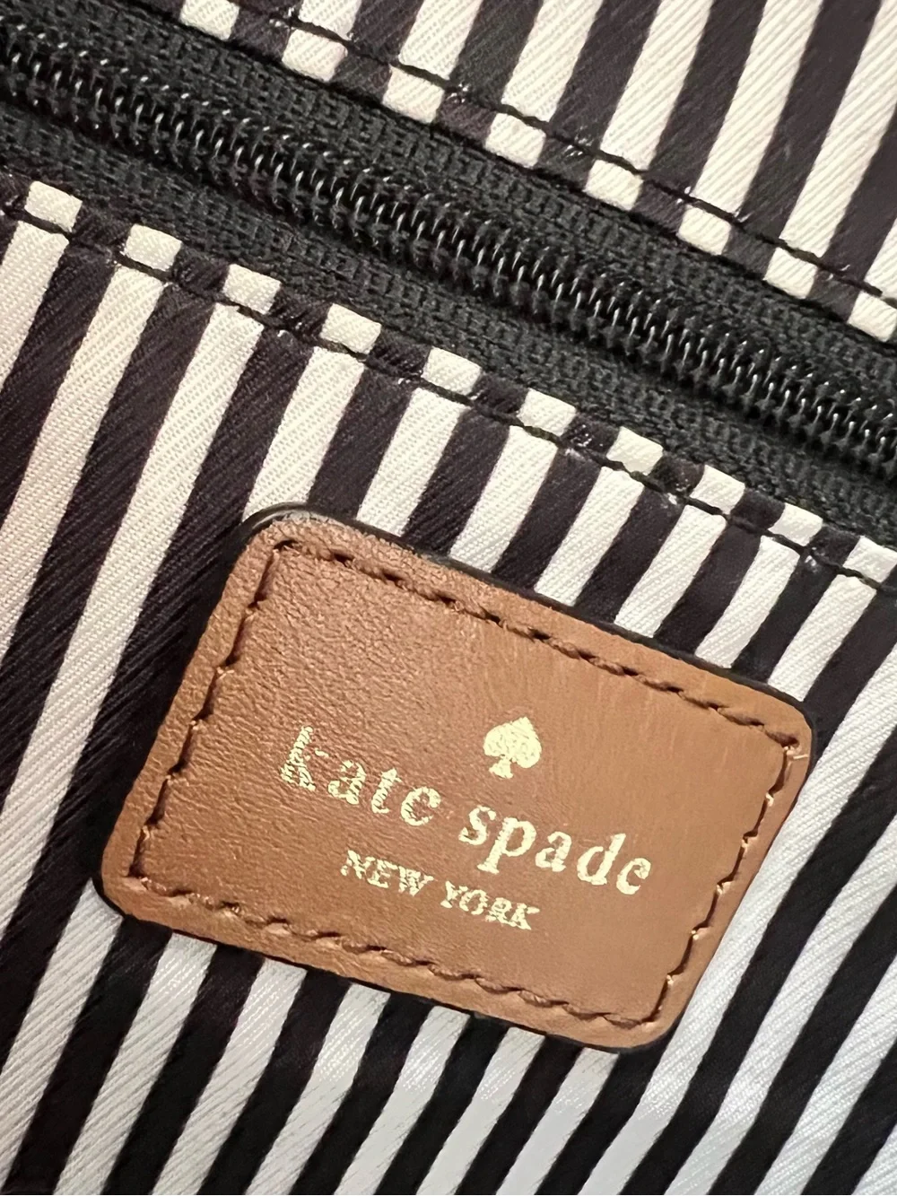 kate spade New York Jackson Vanston Leather Tote in Brown w/Gold Buckles Luxury